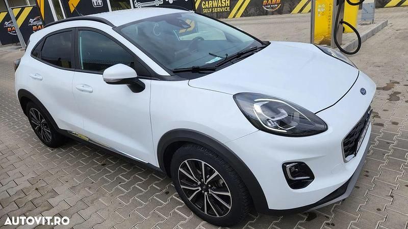 Second-hand Ford Puma Titanium 125 CP (91 kW) 2022 Culoarealb SUV