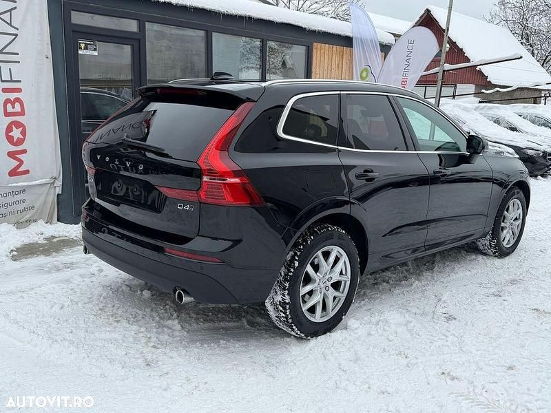 Second-hand Volvo XC60 Momentum 190 CP (139 kW) 2019 Culoarenegru SUV
