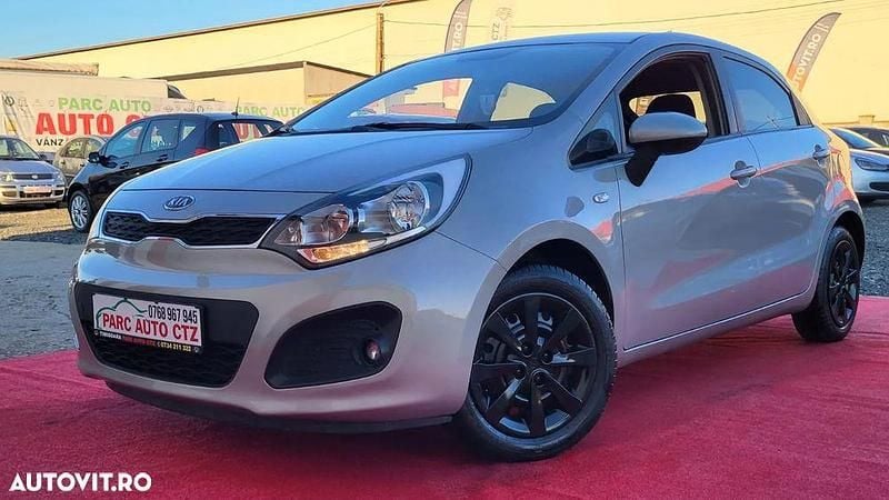 Second-hand Kia Rio 75 CP (55 kW) 2013 Culoarealte culori