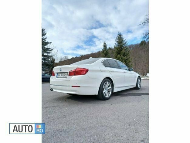 Second-hand BMW 520 Sport Line 184 CP (135 kW) 2011 Alb Berlinǎ