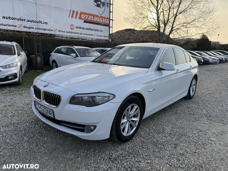 Alb Utilizat 2012 BMW 520 Berlinǎ | 9.950 EUR (Preț bun) - Imagine 1/4