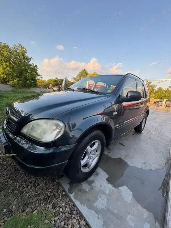 Utilizat 2001 Mercedes ML270 SUV | 2.500 EUR - Imagine 1/4