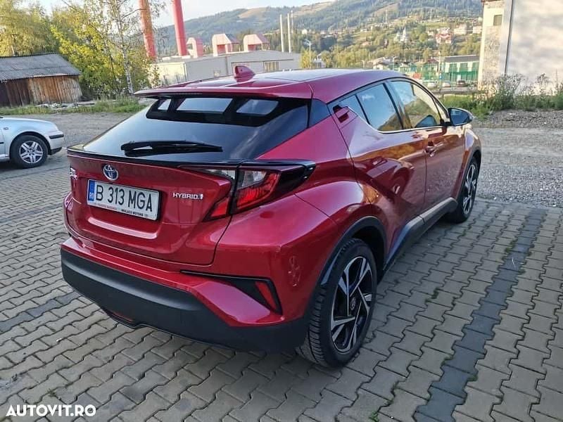 Culoarerosu Utilizat 2022 Toyota C-HR SUV | 25.000 EUR (Puțin scump) - Imagine 1/4