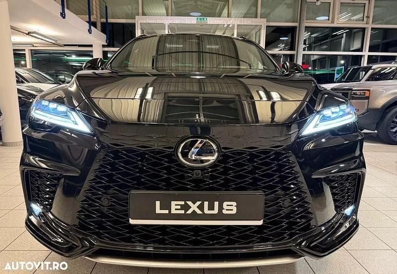 Nouă Lexus RX500h Sport Line 371 CP (272 kW) 2025 Culoarenegru SUV