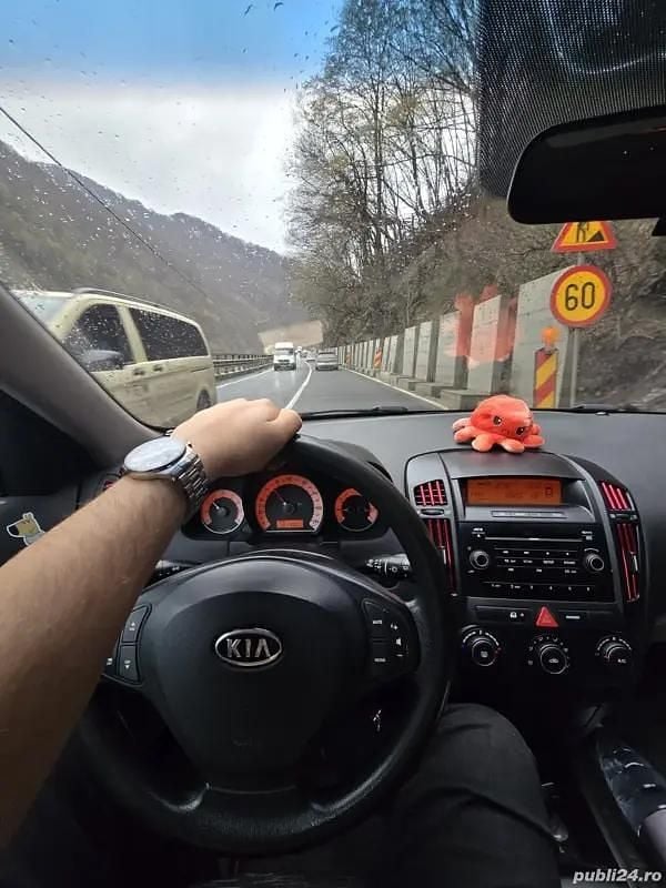 Utilizat 2007 Kia Ceed Hatchback | 3.800 EUR - Imagine 1/4