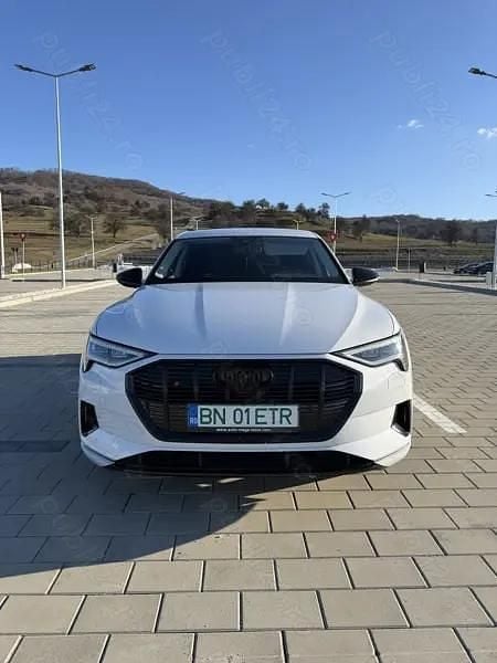 Second-hand Audi e-tron 230 kW (313 CP) 2020 Alb SUV