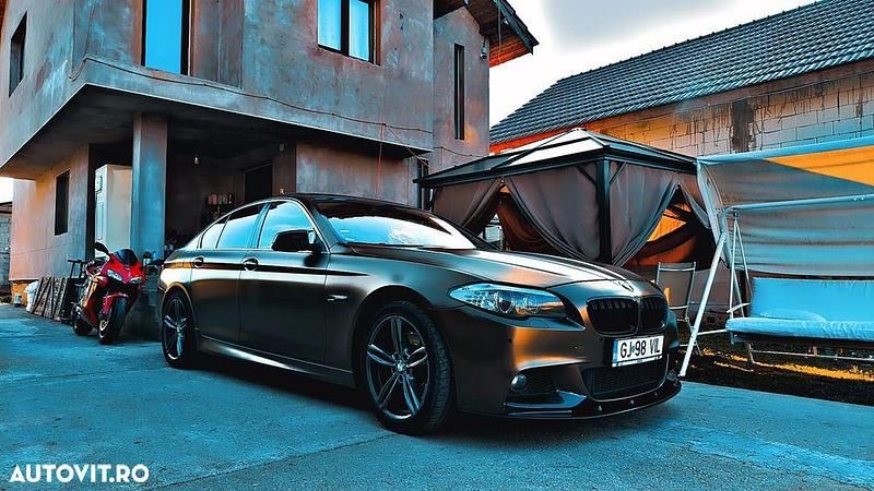 Second-hand BMW 530 Sport Line 245 CP (180 kW) 2010 Culoaremaro Berlinǎ