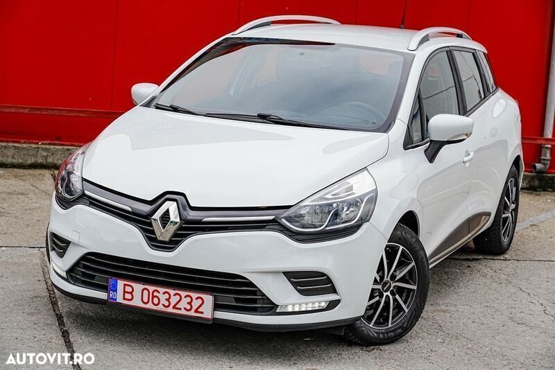 Alb Utilizat 2018 Renault Clio GrandTour LIMITED Break | 6.990 EUR (Preț OK) - Imagine 1/4
