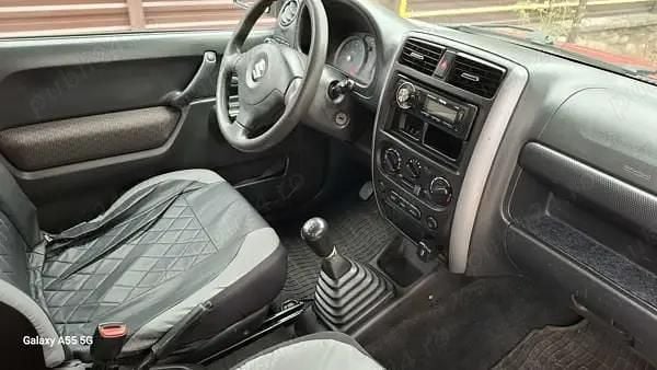 Utilizat 2007 Suzuki Jimny SUV | 4.700 EUR (Super Preț) - Imagine 1/4