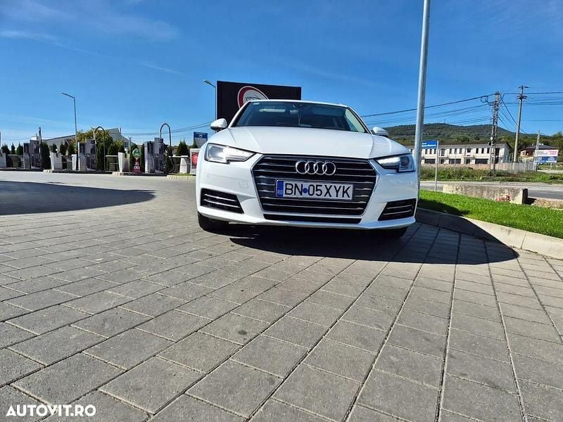 Culoarealb Utilizat 2016 Audi A4 Sport Break | 11.990 EUR (Preț OK) - Imagine 1/4