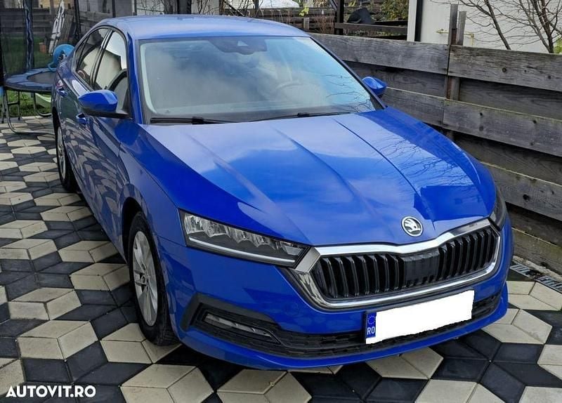 Culoarealbastru Utilizat 2020 Skoda Octavia Ambition Berlinǎ | 16.700 EUR (Preț bun) - Imagine 1/4