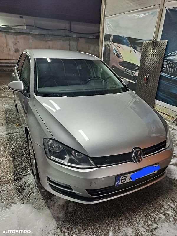 Culoaregri Utilizat 2015 VW Golf VII Trendline | 7.999 EUR (Preț bun) - Imagine 1/4