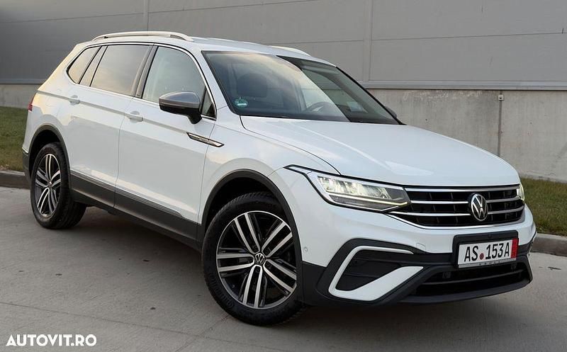 Second-hand VW Tiguan IQ Drive 150 CP (110 kW) 2023 Culoarealb SUV