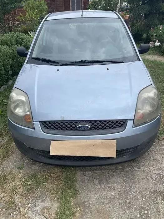 Utilizat 2007 Ford Fiesta Hatchback | 3.500 EUR - Imagine 1/4