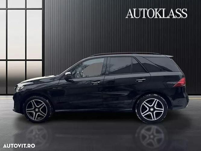 Second-hand Mercedes GLE350 AMG line 258 CP (189 kW) 2017 Culoarenegru SUV