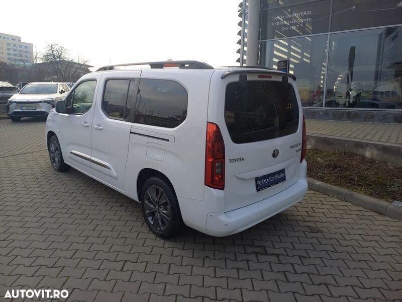 Second-hand Toyota Proace Verso City 100 kW (136 CP) 2023 Alb Break