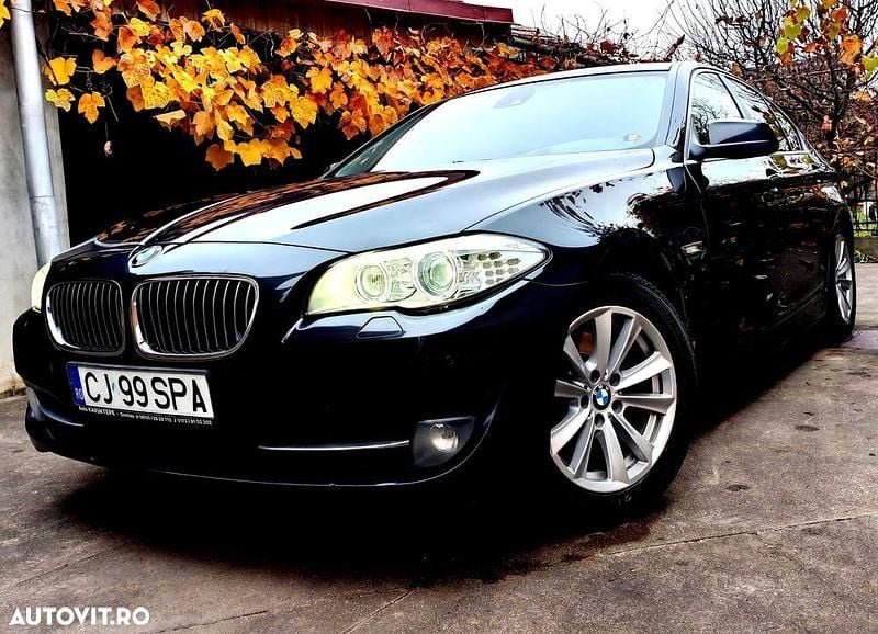 Culoaregri Utilizat 2012 BMW 520 Luxury Line Berlinǎ | 10.900 EUR (Preț bun) - Imagine 1/4