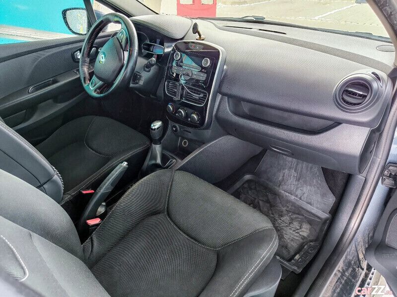 Second-hand Renault Clio IV 75 CP (55 kW) 2018 Gri Hatchback