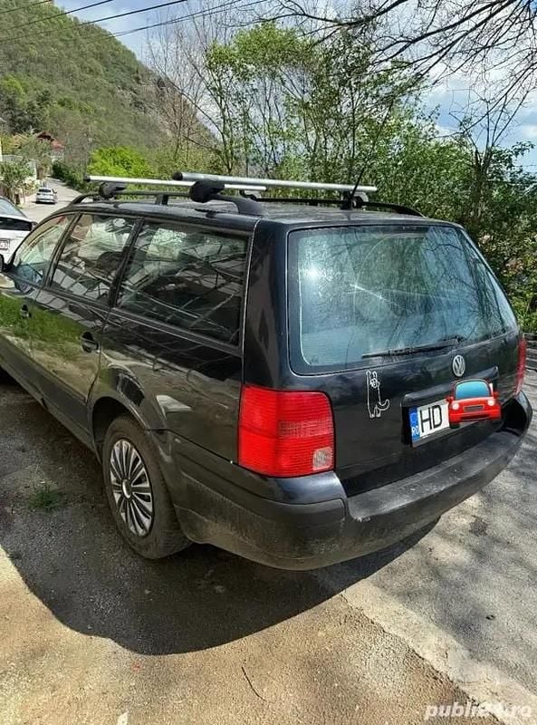 Utilizat 2000 VW Passat Break | 700 EUR (Super Preț) - Imagine 1/4