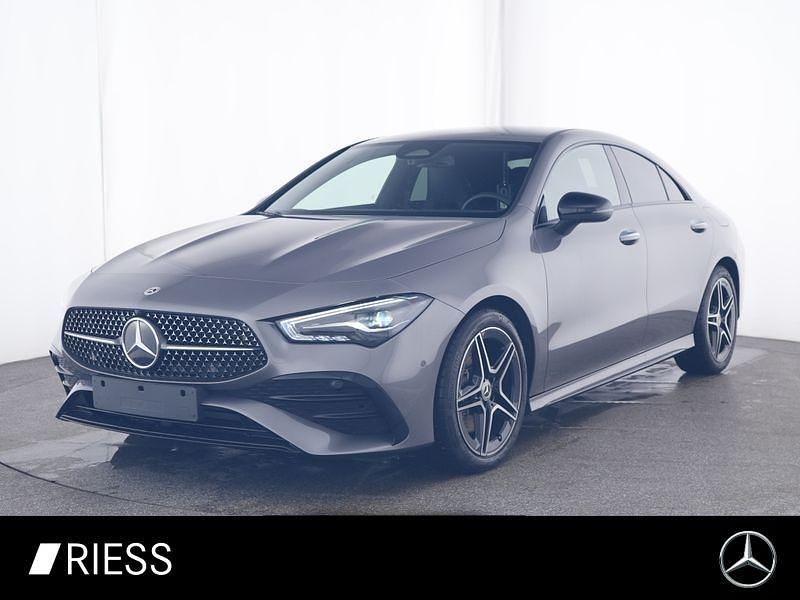 Utilizat 2024 Mercedes CLA220 Berlinǎ | 44.813 EUR (Preț OK) - Imagine 1/1