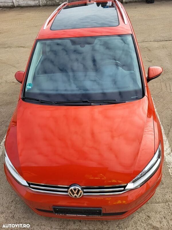 Portocaliu Utilizat 2017 VW Touran Highline Monovolum | 14.850 EUR (Preț OK) - Imagine 1/4