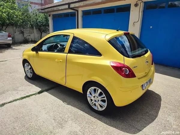Second-hand Opel Corsa 90 CP (66 kW) 2009 Coupe