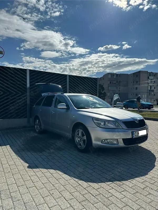 Utilizat 2012 Skoda Octavia Break | 3.200 EUR (Super Preț) - Imagine 1/4