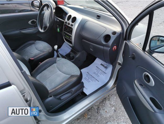 Second-hand Chevrolet Matiz 85 CP (62 kW) 2005 Argintiu Hatchback
