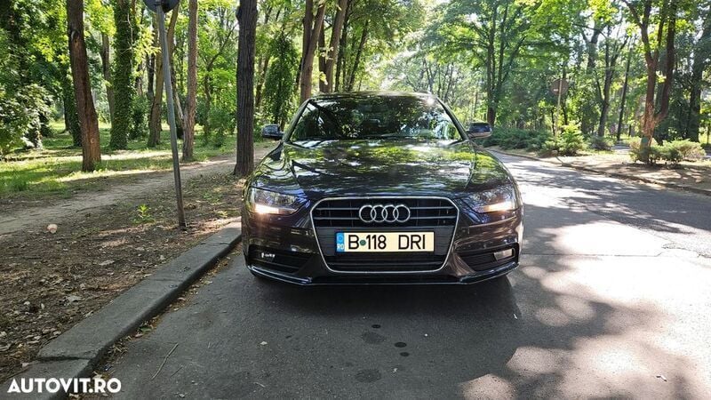 Second-hand Audi A4 Sport 143 CP (105 kW) 2014 Gri Break