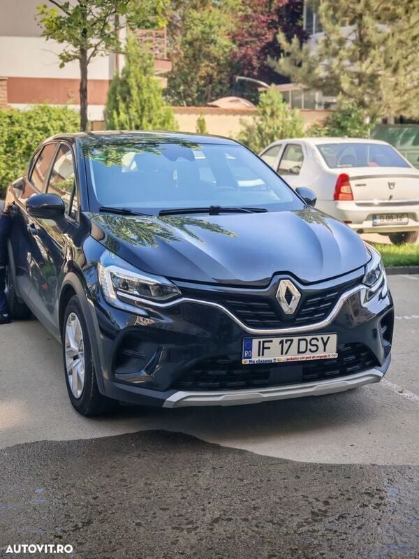 Negru Utilizat 2021 Renault Captur Zen SUV | 9.500 EUR (Super Preț) - Imagine 1/4