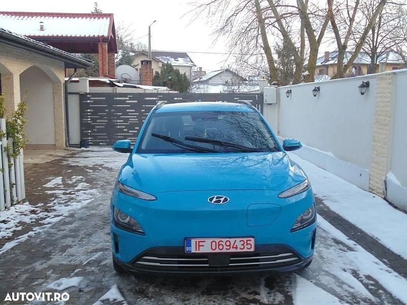 Culoarealbastru Utilizat 2022 Hyundai Kona SUV | 16.600 EUR (Preț bun) - Imagine 1/4