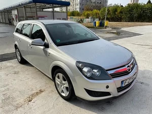 Second-hand Opel Astra 110 CP (80 kW) 2010 Break