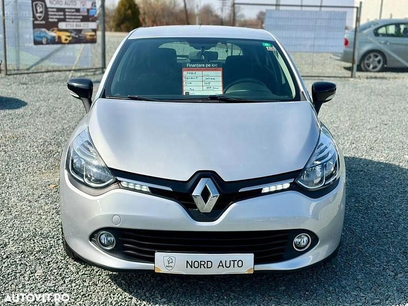 Second-hand Renault Clio IV Dynamique 90 CP (66 kW) 2015 Culoareargint