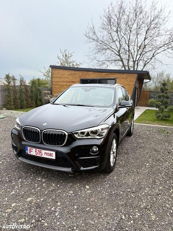 Negru Utilizat 2016 BMW X1 Sport Line SUV | 13.550 EUR (Preț bun) - Imagine 1/4