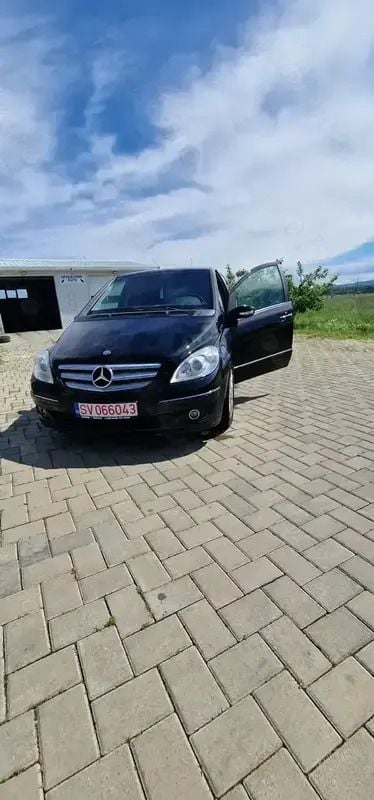 Utilizat 2008 Mercedes B200 Monovolum | 2.700 EUR - Imagine 1/4
