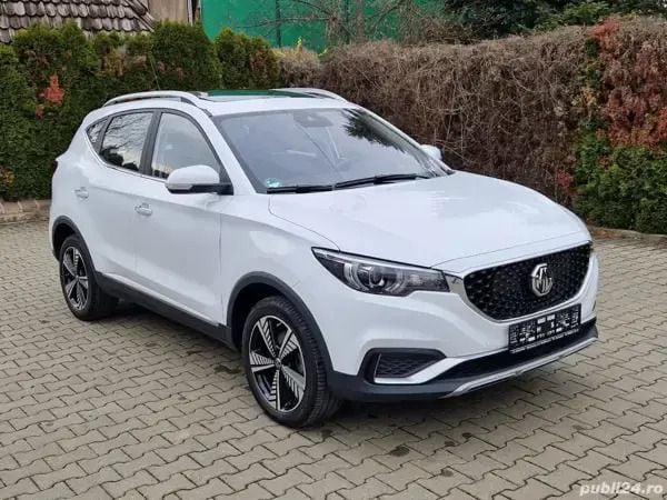 Utilizat 2021 MG ZS Luxury Berlinǎ | 14.500 EUR - Imagine 1/4