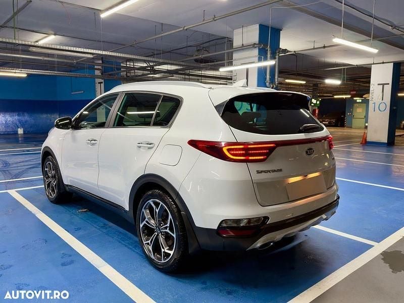 Second-hand Kia Sportage GT-Line 136 CP (100 kW) 2021 Culoarealb SUV