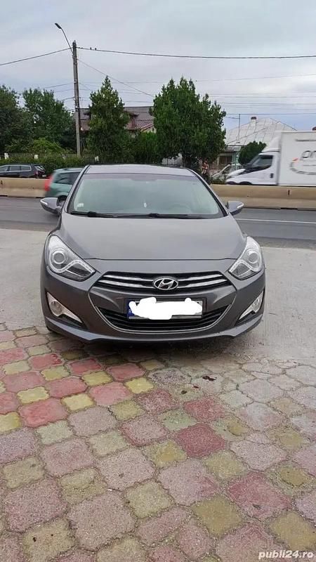 Second-hand Hyundai i40 140 CP (102 kW) 2013 Berlinǎ