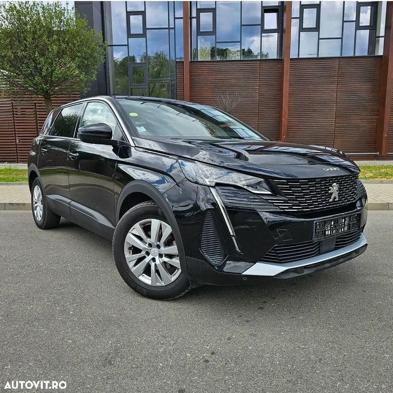 Negru Utilizat 2022 Peugeot 5008 Allure Monovolum | 17.990 EUR (Preț bun) - Imagine 1/4