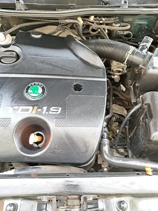 Utilizat 2004 Skoda Octavia Berlinǎ | 1.700 EUR (Preț bun) - Imagine 1/4
