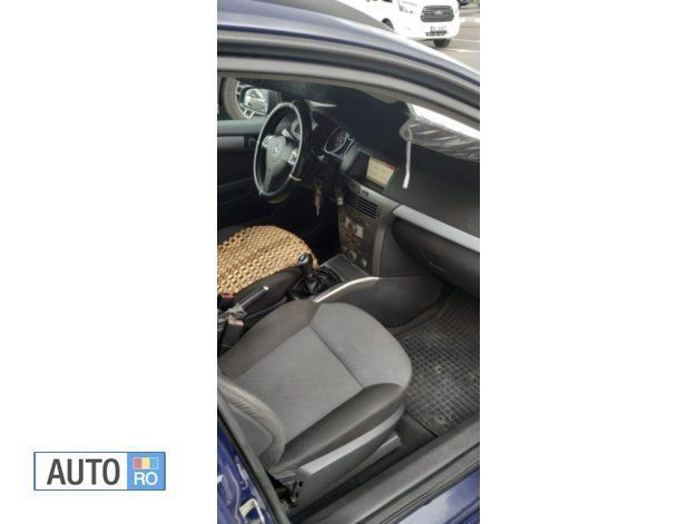 Second-hand Opel Astra 120 CP (88 kW) 2005 Albastru Break