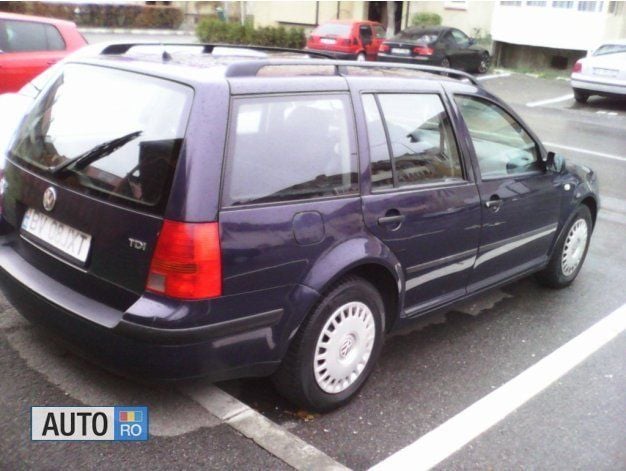 Second-hand VW Golf IV 110 CP (80 kW) 2001 Albastru Break