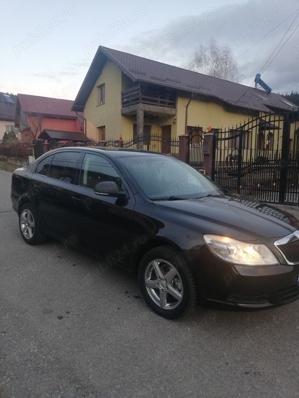 Utilizat 2010 Skoda Octavia Berlinǎ | 3.850 EUR (Preț OK) - Imagine 1/4