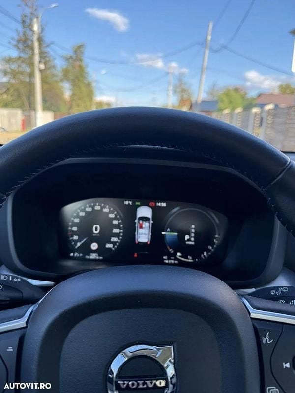 Second-hand Volvo XC60 303 CP (222 kW) 2017 Culoarealbastru SUV