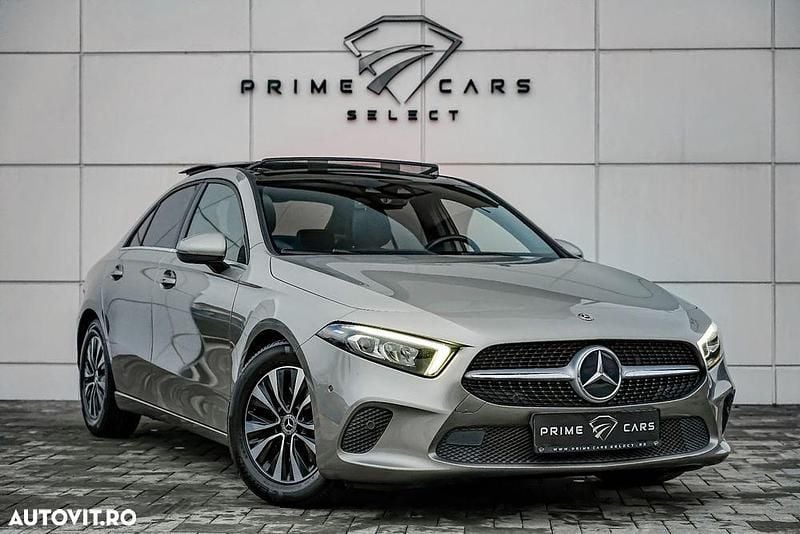 Culoaregalbeuriu Utilizat 2020 Mercedes A200 Style Berlinǎ | 21.962 EUR (Preț bun) - Imagine 1/4
