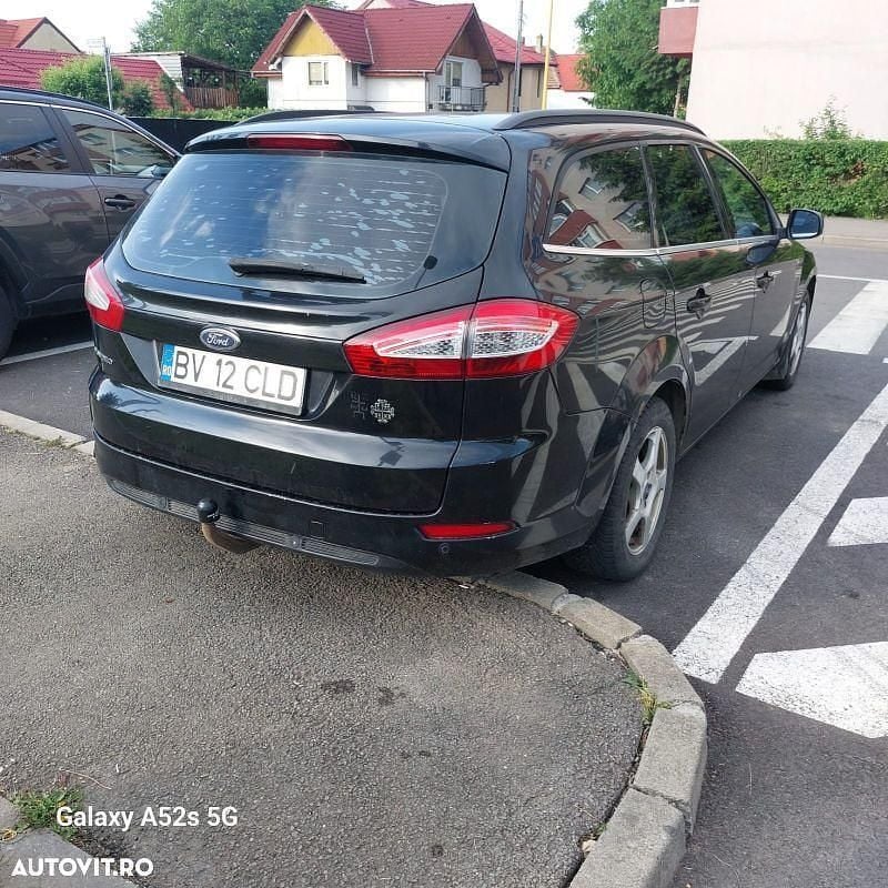 Second-hand Ford Mondeo Titanium 163 CP (119 kW) 2013 Culoarenegru Break