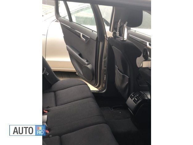 Second-hand Mercedes C200 140 CP (102 kW) 2011 Bej Break