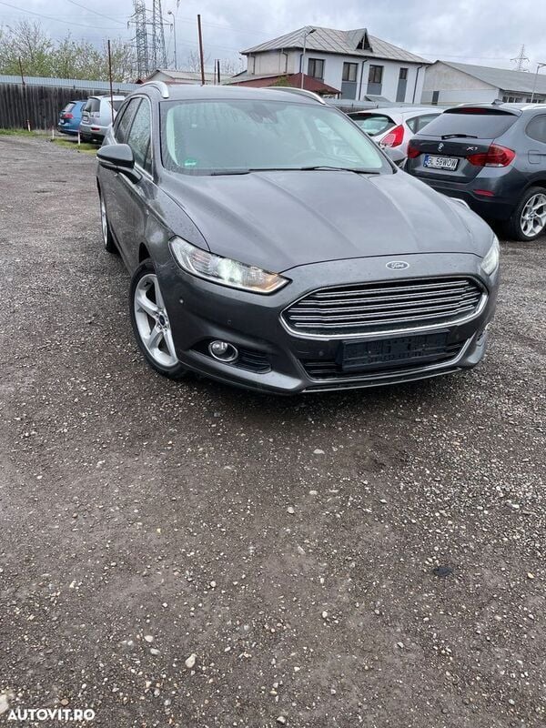 Gri Utilizat 2017 Ford Mondeo Titanium Break | 8.600 EUR (Super Preț) - Imagine 1/4