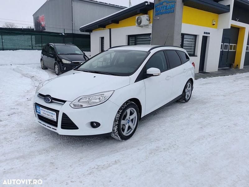 Culoarealb Utilizat 2012 Ford Focus Trend Break | 4.500 EUR (Preț OK) - Imagine 1/4