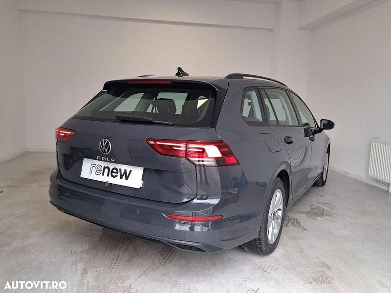 Second-hand VW Golf VIII Comfortline 130 CP (95 kW) 2021 Culoaregri Break